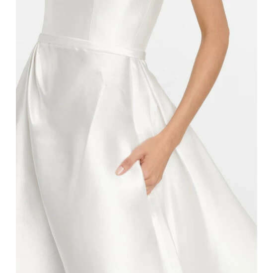 Cheapest β Alex Perry Bridal Abigail Strapless Gown π₯° - Image 4